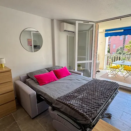 Proche De Cavaliere Apartment