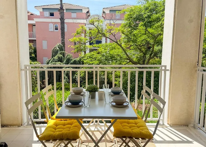 Apartment Proche De Cavaliere